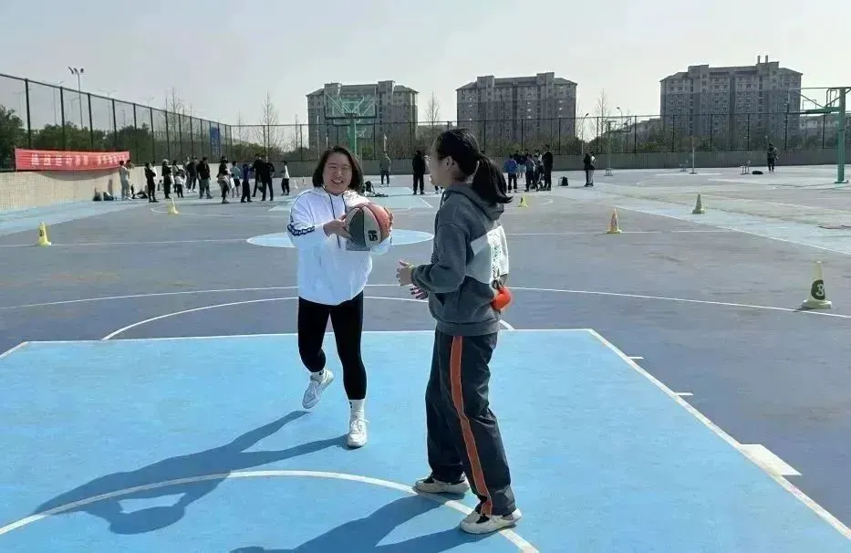 制定篮球交流计划以促进个人技能发展的方法_0